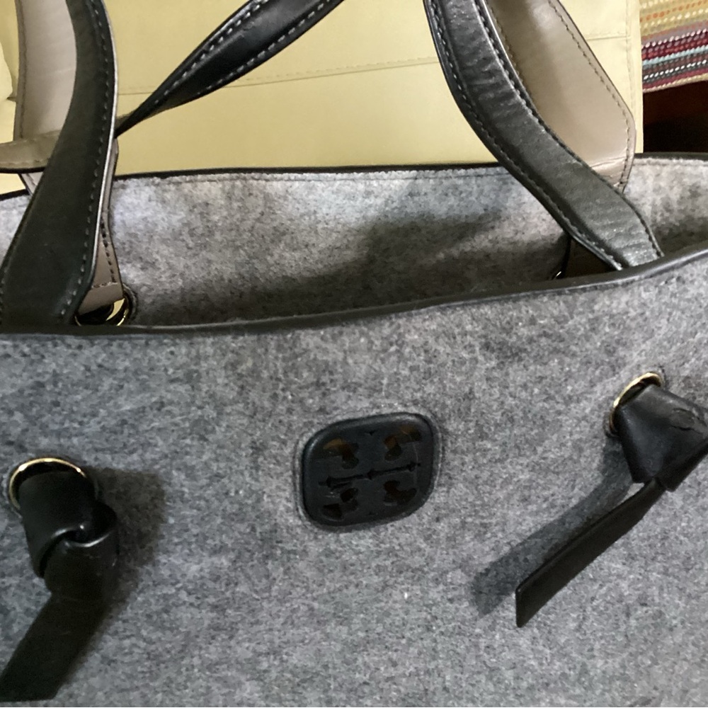 Tory Burch grey felt and black leather purse